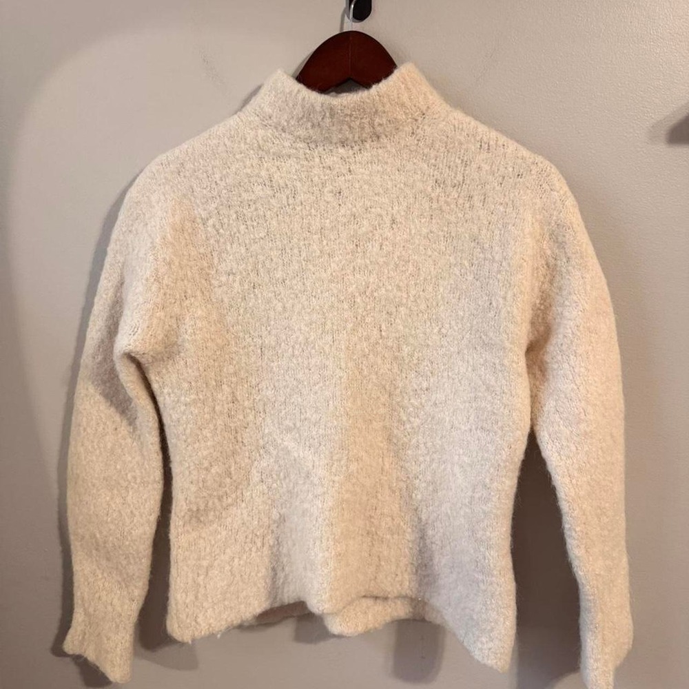Madewell cream turtleneck sweater made with Merino wool and Alpaca  Size S